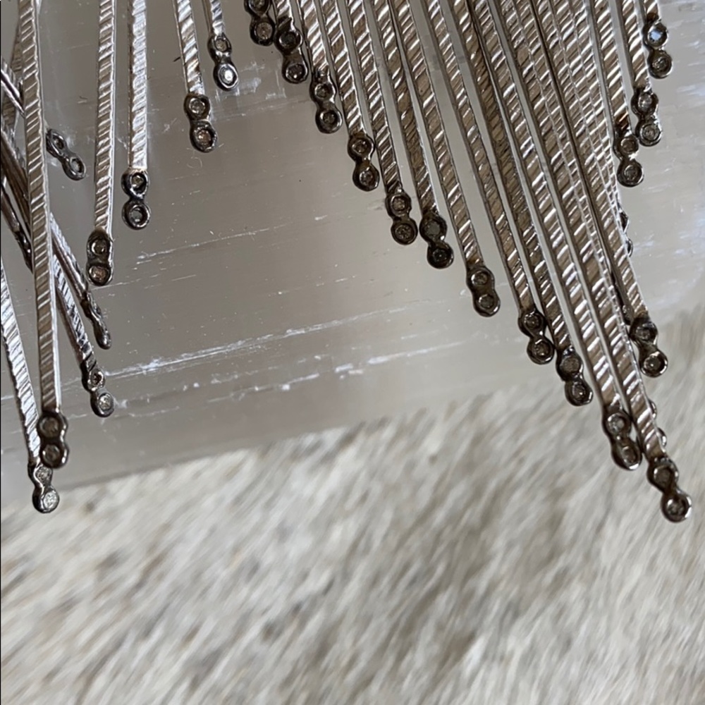 EARINGS - Picture 4 of 5